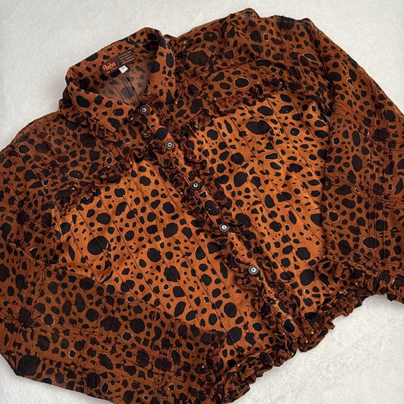 Nadya | Button Front Ruffle Bead Detail Animal Print Blouse Handmade in Bali (S) - Picture 2 of 15